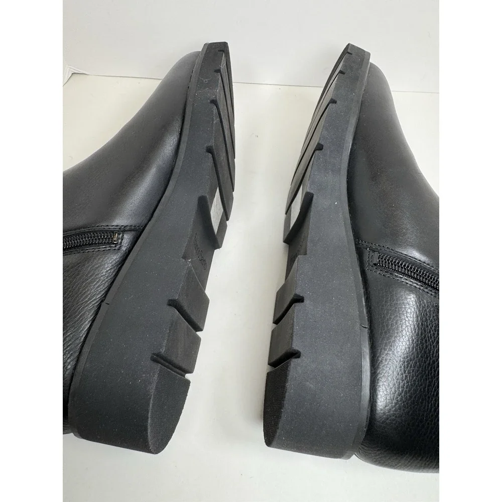 Franco Sarto Meridian Bootie Womens Size 10 Lug Sole Black Gold Buckle Fall New